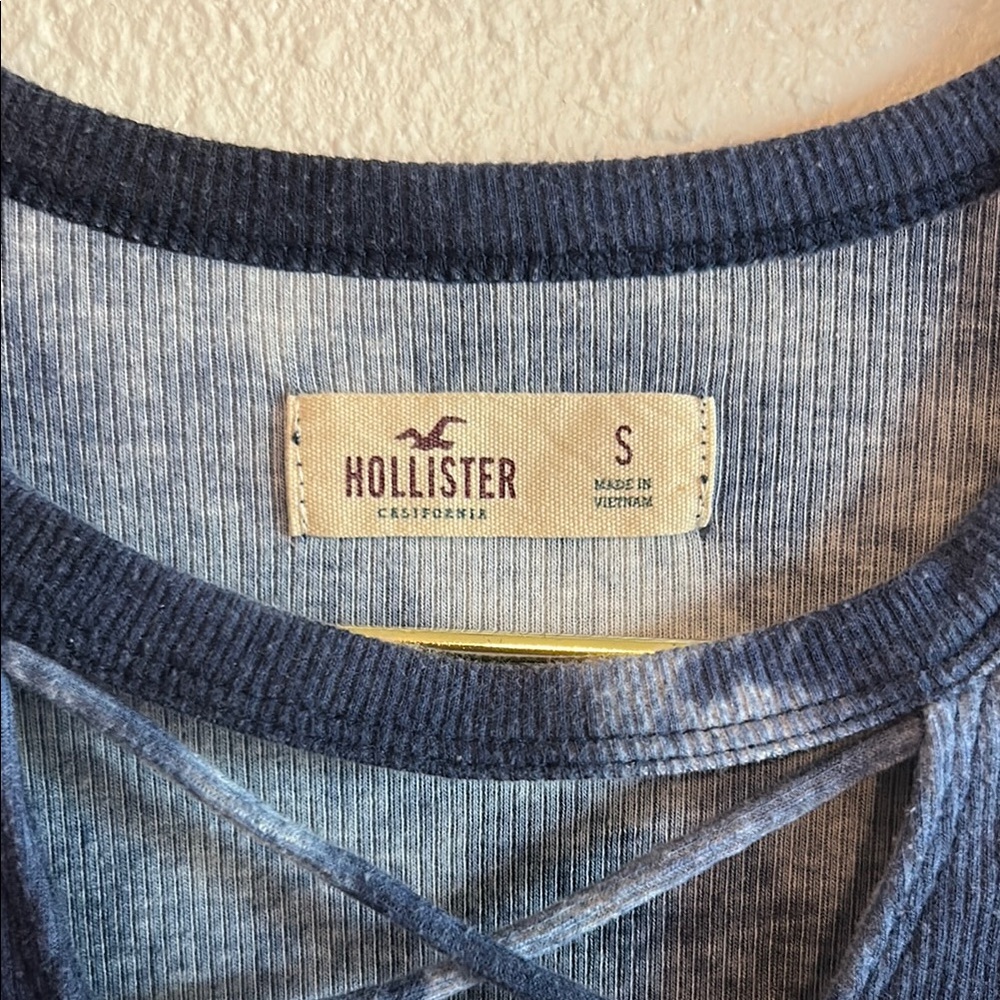 Hollister Navy Tie-Dye Long Sleeve Tee - Picture 2 of 4